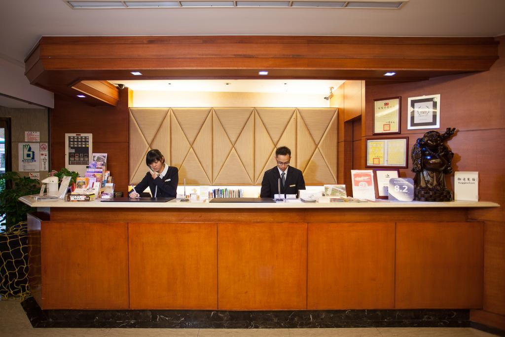 Rich Garden Hotel Taipei Exterior foto